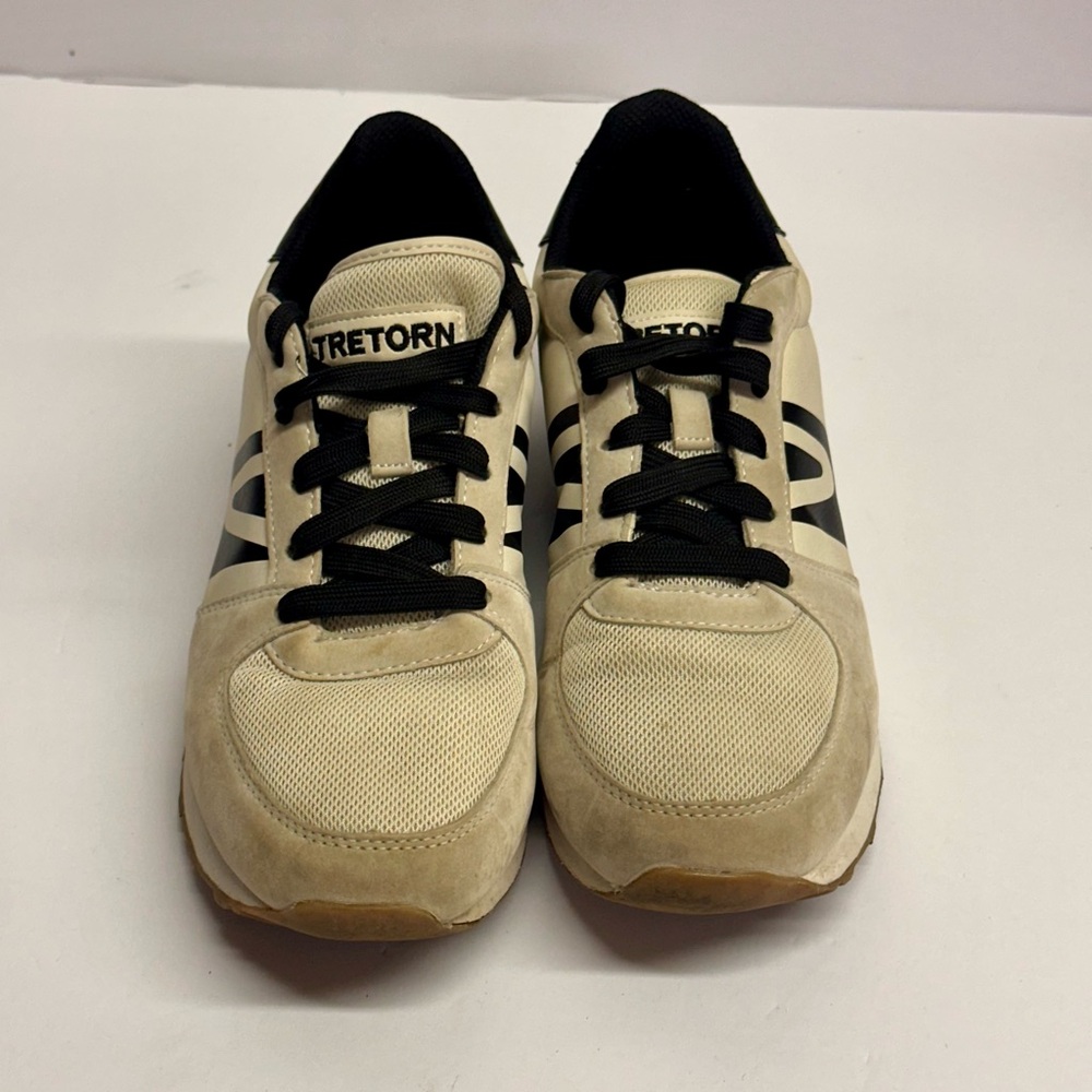Tretorn Woman’s Beige and Black Sneakers size 7.5
